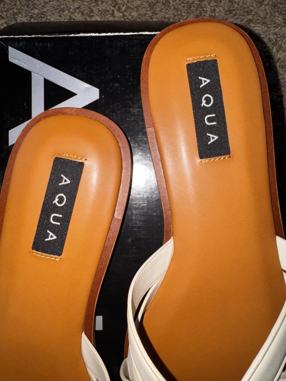 Aqua Elsa Slide Sandals- Size 9.5 - Picture 2 of 6